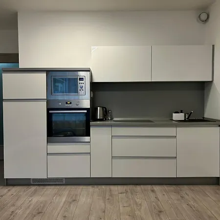 Ar Radnica House Апартаменты *